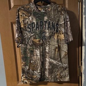 Like new Colosseum Spartans Camo Short-Sleeve Tee - Green, Brown, Tan